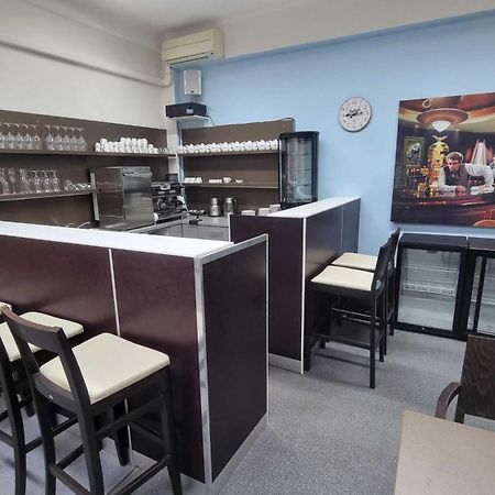 Hotel Rada اوسترافا المظهر الخارجي الصورة