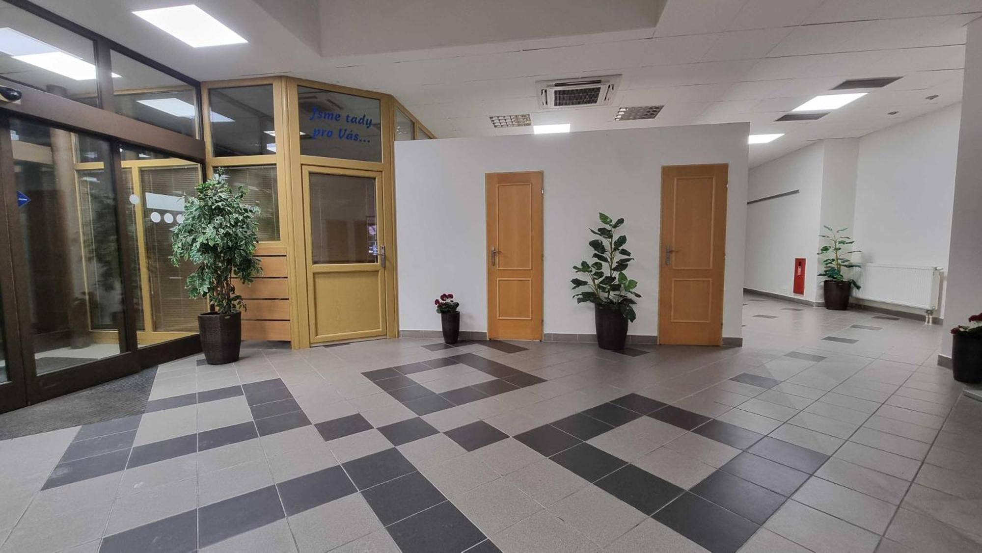 Hotel Rada اوسترافا المظهر الخارجي الصورة